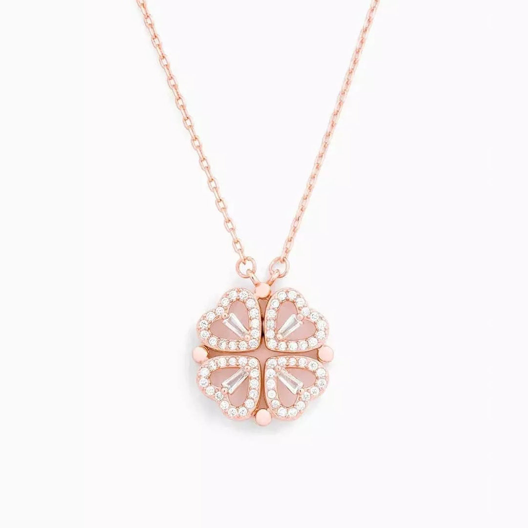 Four heart clover pendant in rose gold on a fine chain