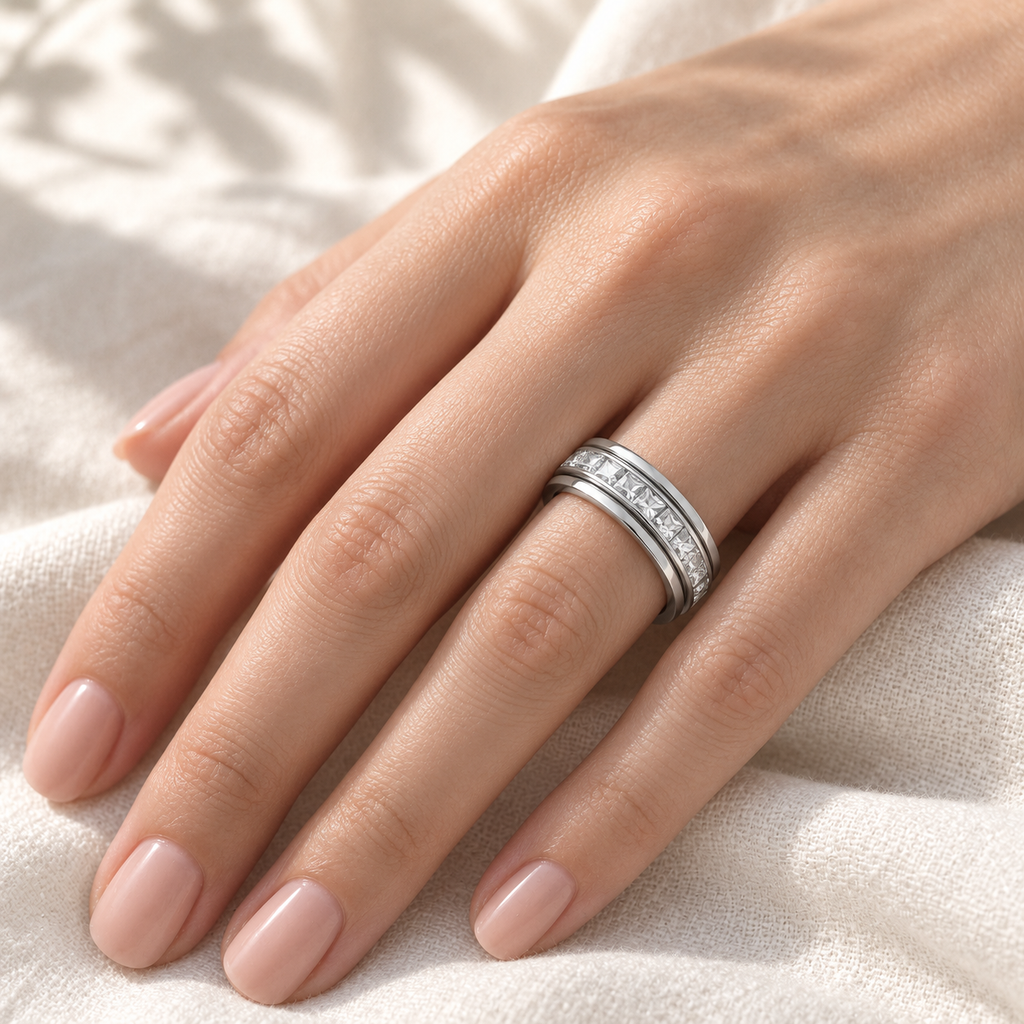 Spinning Band Ring