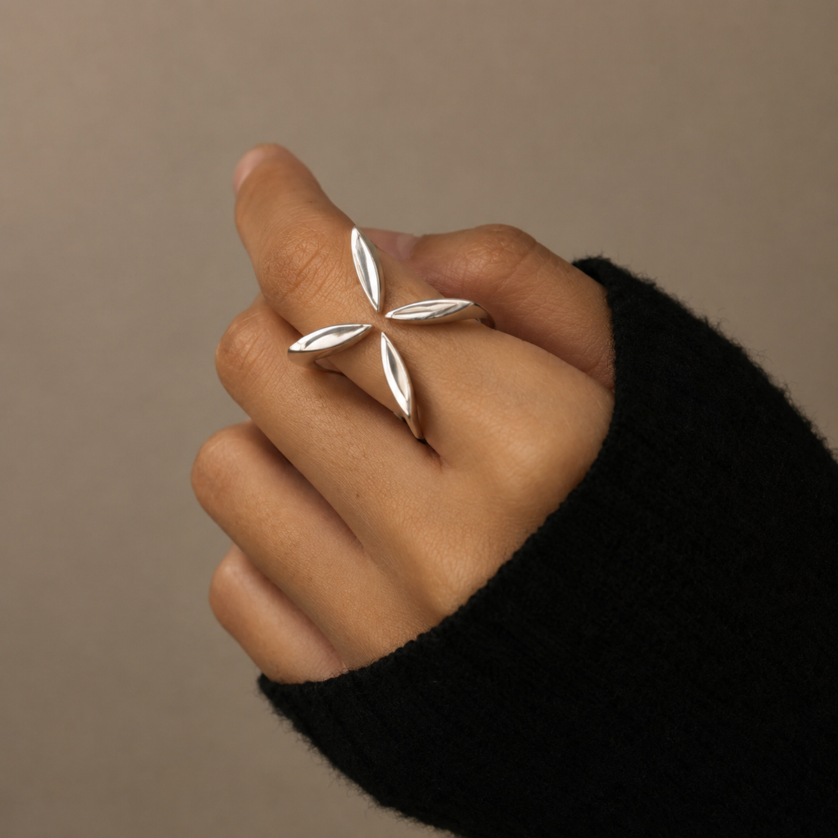 Four Point Open Ring